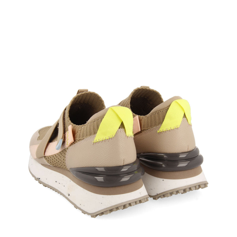 Sneakers beige tipo calcetín con cintas para mujer tole