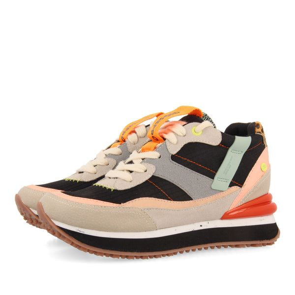 Sneakers noires à talonnette invisible avec mix de textures et prints pour femme breny 