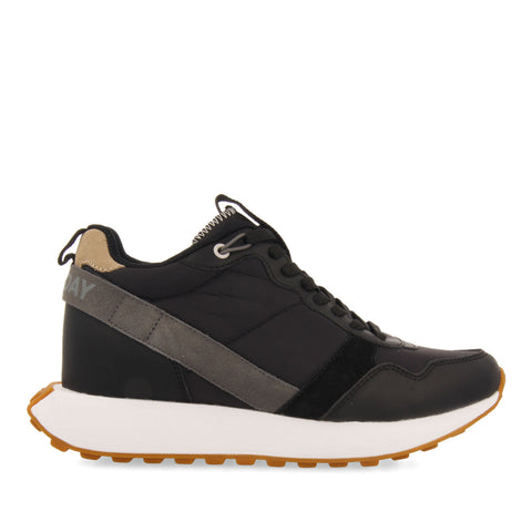 SNEAKERS NEGRAS DE INSPIRACIÓN RETRO CON CUÑA INTERNA PARA MUJER NOREUIL
