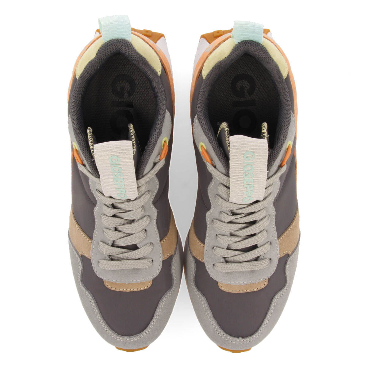 Sneakers gris de inspiración retro con cuña interna para mujer vincly