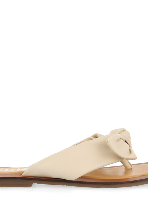 Sandalias off-white de piel con detalle de nudo para mujer acucena  