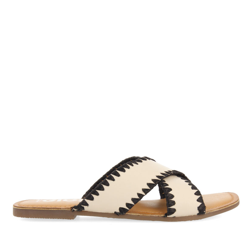 Sandalias off-white de piel con pasados de rafia para mujer assu 