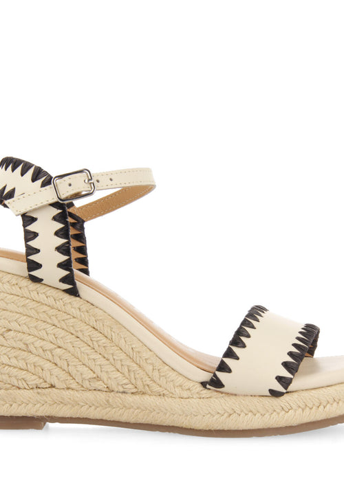 Neiva women's off-white leather sandals with topstitching and jute wedges