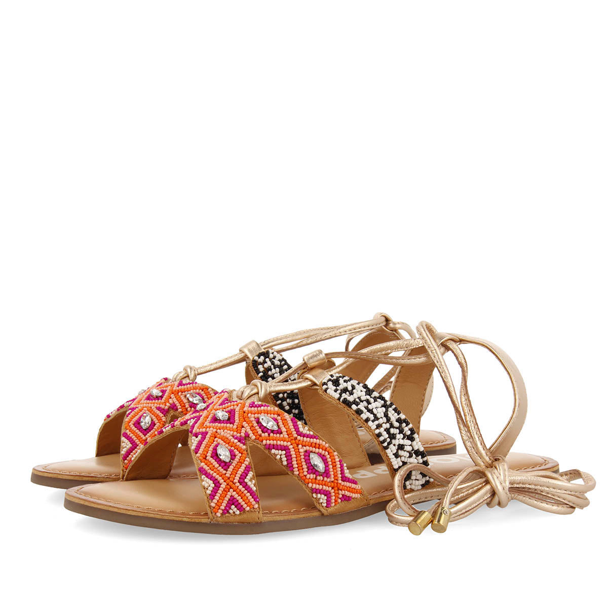 Sandales plates en peau à tressage ethnique multicolore à lacets pour femme bresse  