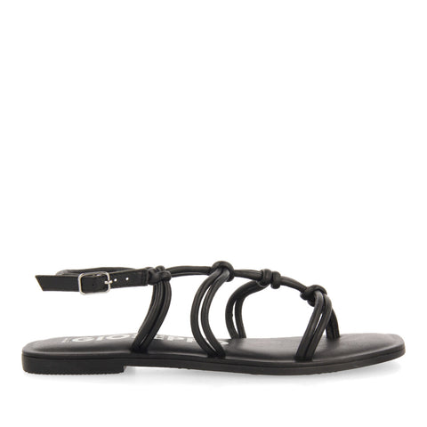 SANDALIAS PLANAS DE PIEL NEGRAS CON TIRAS FINAS Y DETALLE DE NUDOS PARA MUJER MATINHA 