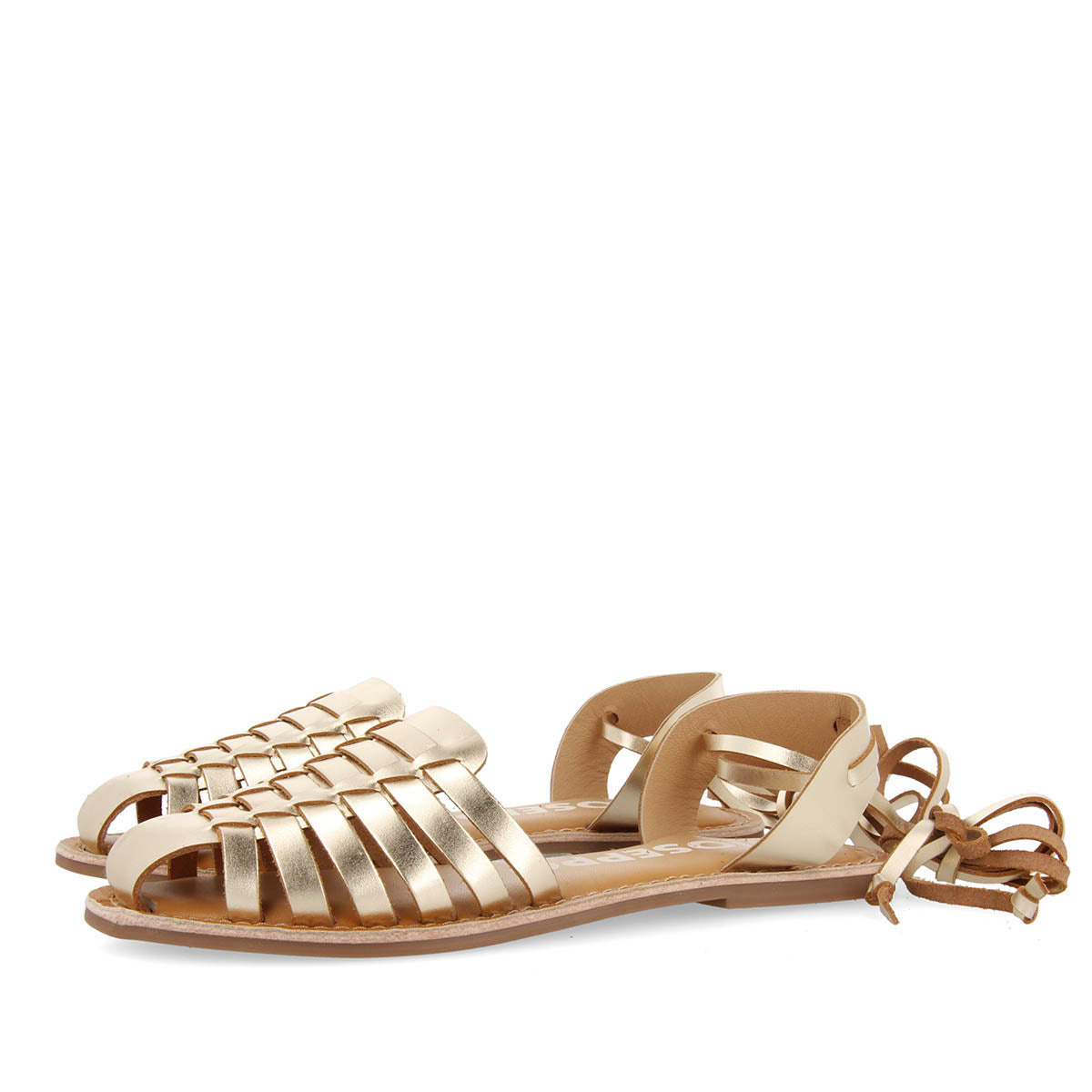 Sandálias douradas com aberturas de estética romana com cordões para mulher ransart