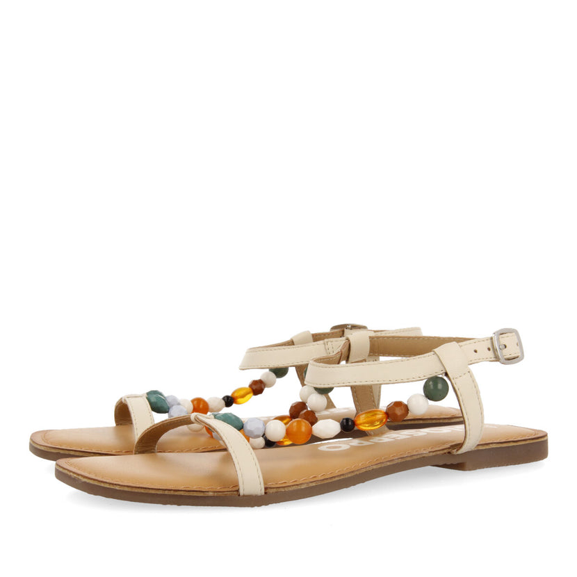 Sandalias off-white de piel con detalle de cuentas multicolor para mujer coincy 
