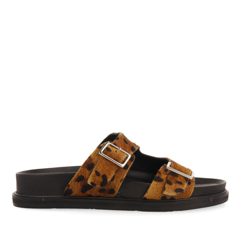 SANDALIAS TIPO BIO CON HEBILLAS Y ANIMAL PRINT PARA MUJER MOEMA  