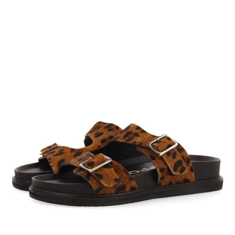 Sandalias tipo bio con hebillas y animal print para mujer moema  