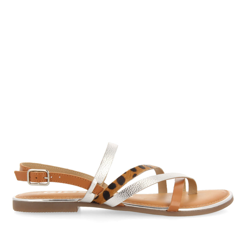 Sandalias con tiras en color plata y estampado de leopardo para mujer aracu