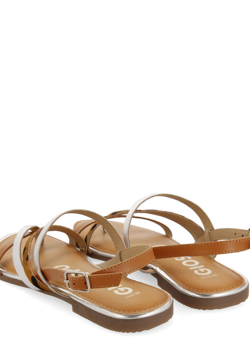 Sandalias con tiras en color plata y estampado de leopardo para mujer aracu