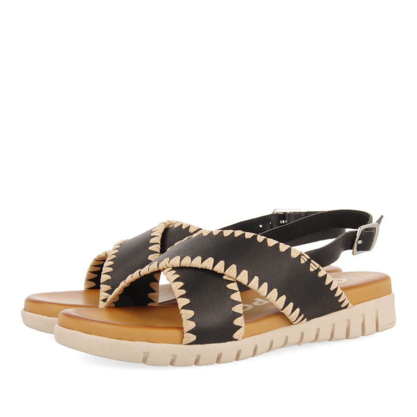 Sandalias negras con pespuntes para mujer bohol