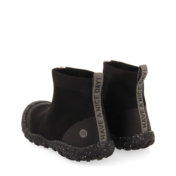 Lowry children's black sock-style hiking sneakers