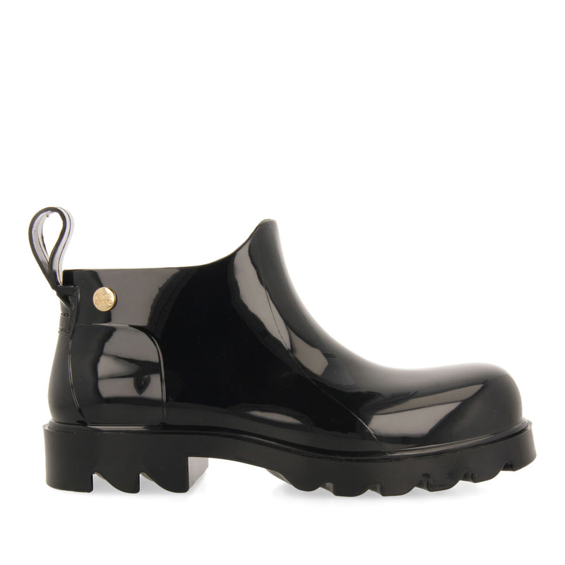 Letcher women's short black clog-style welly boots
