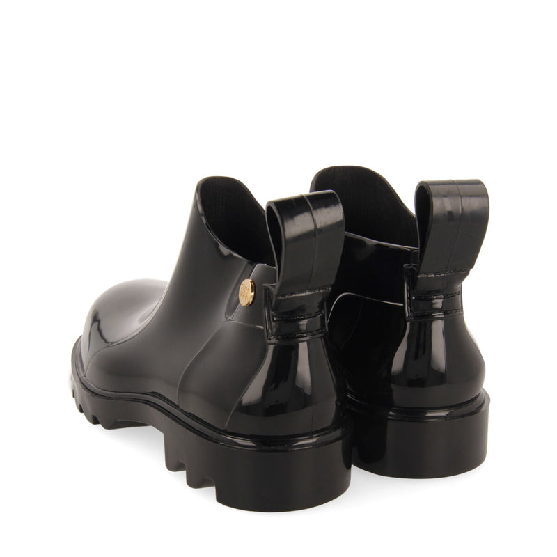 Letcher women's short black clog-style welly boots