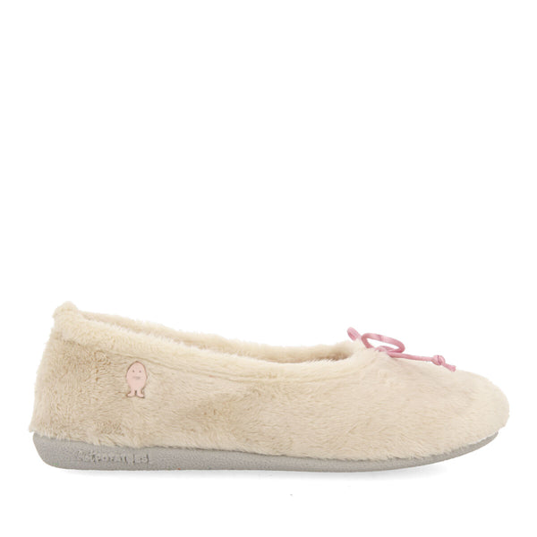GIRL'S BALLERINA STYLE SLIPPERS BUSHNELL