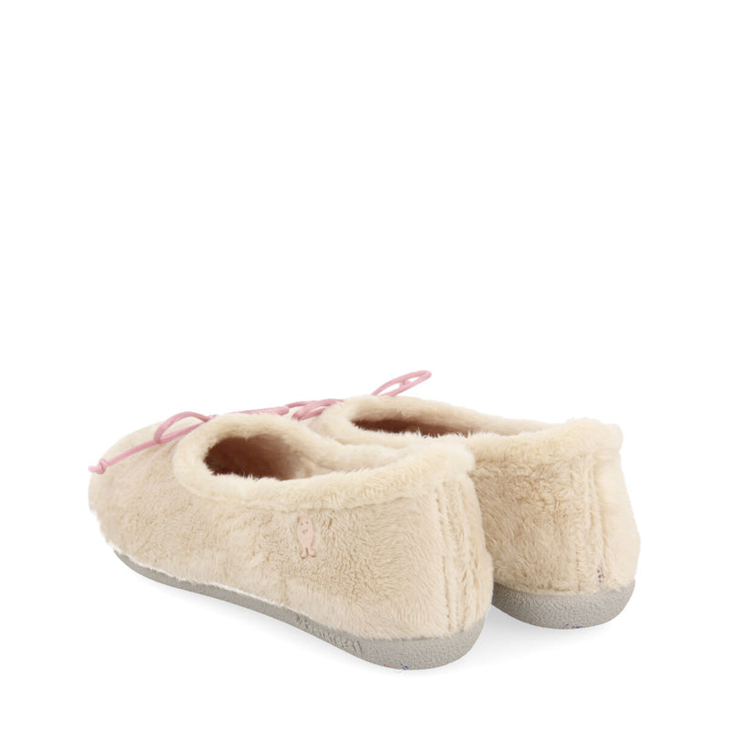 GIRL'S BALLERINA STYLE SLIPPERS BUSHNELL