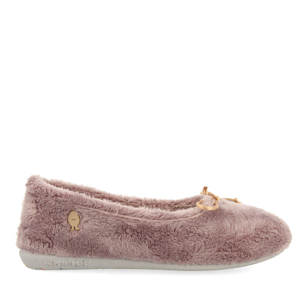 GIRL'S BALLERINA STYLE SLIPPERS BUSHNELL