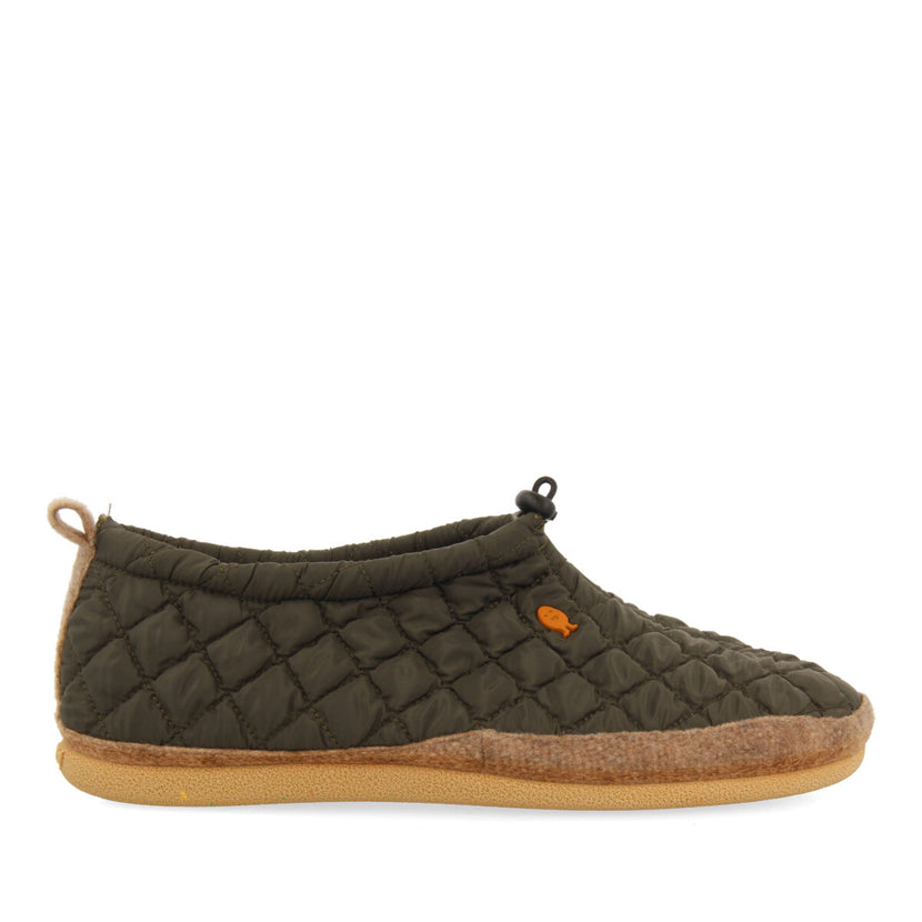 PANTUFAS DE ESTAR EM CASA TIPO SOCA ACOLCHOADAS COR CAQUI LUNDENES 