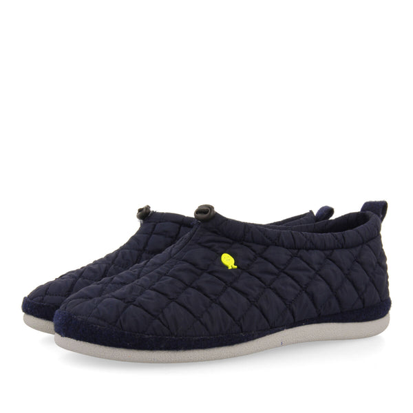 LUNDENES PADDED CLOG-STYLE HOUSE SLIPPERS