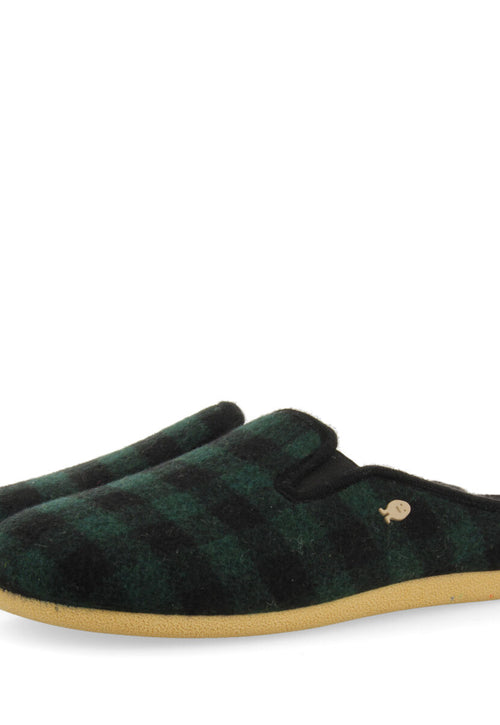 PEGGAU PLAID HOUSE SLIPPERS