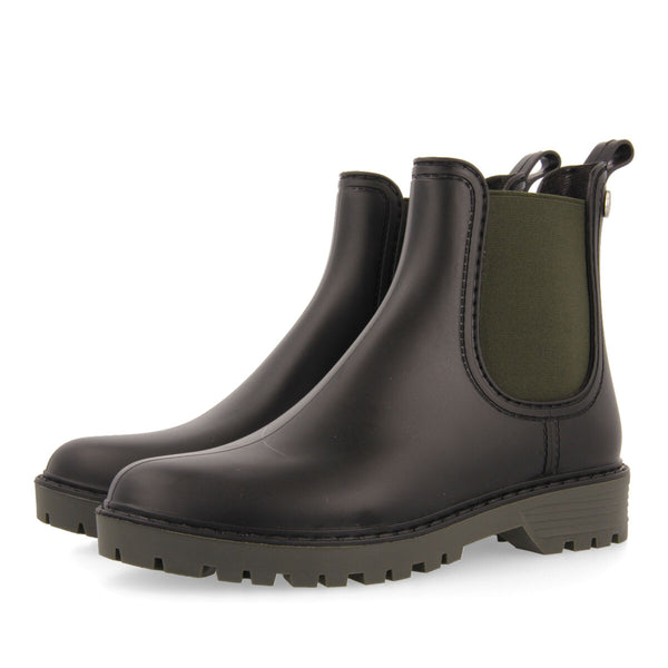 Ramberg women's short black chelsea-style welly boots with khaki details