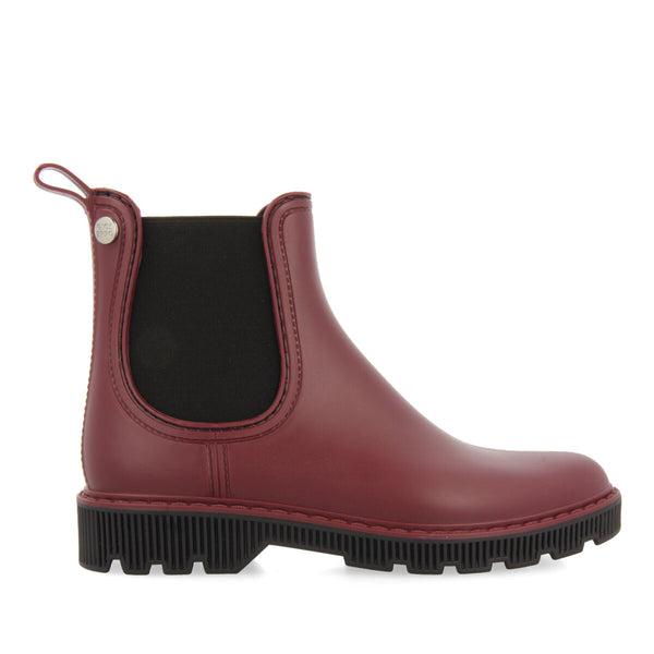 Sisseton women's short burgundy chelsea-style welly boots with black details