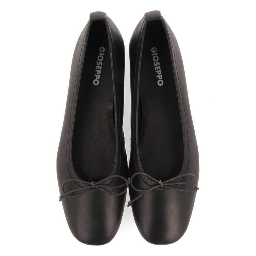 Ballerines noires en peau pour femme pierbach 