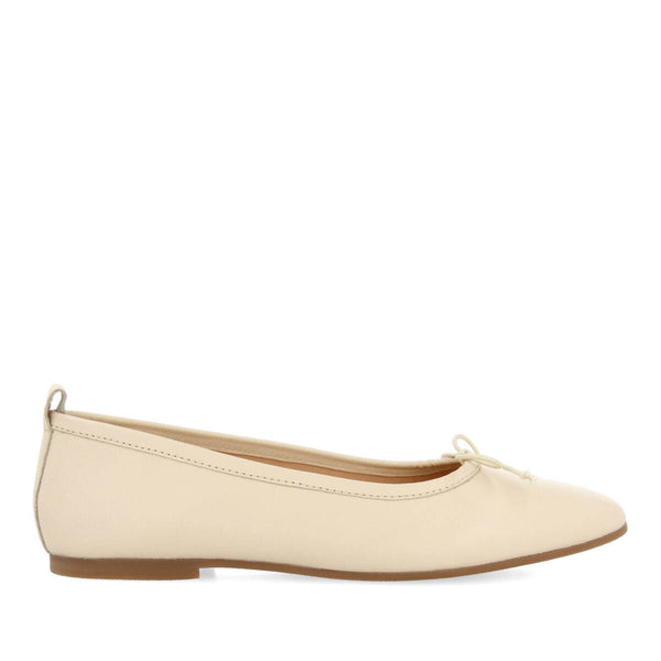 Ballerine off-white in pelle da donna pierbach 