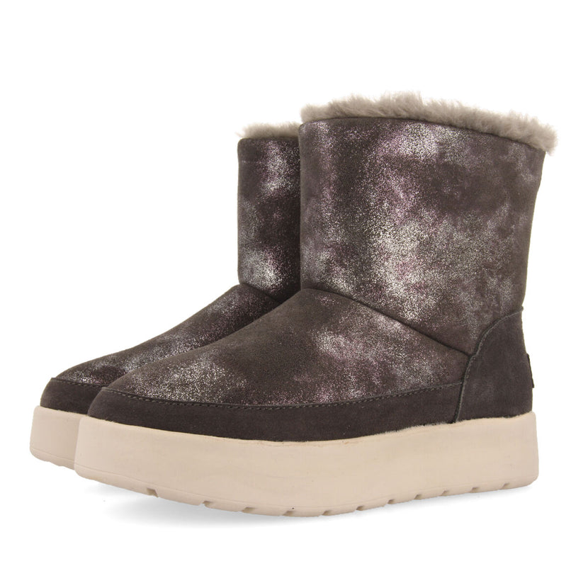 Banff women's metallic grey split-suede shearling boots