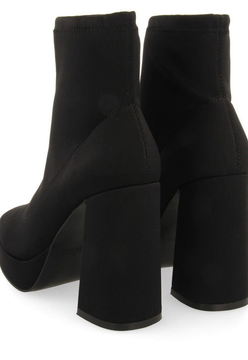 Turenki women's black ankle boots with wide heels and platforms