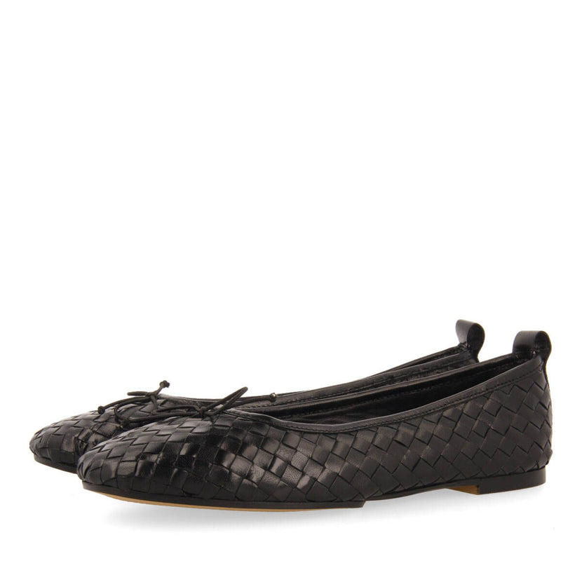 Bailarinas color negro de piel trenzada para mujer thisted