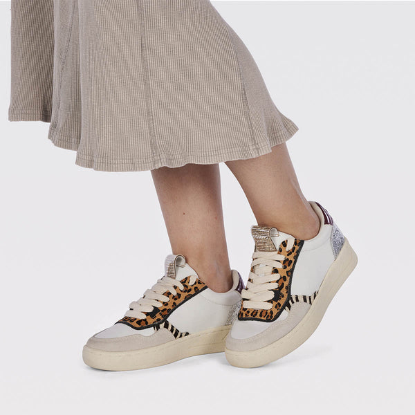 Sneakers blancas con mix de estampados para mujer bowdle 