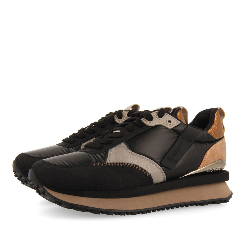 Sneakers negras monocolor acolchadas con detalles para mujer gladsaxe 