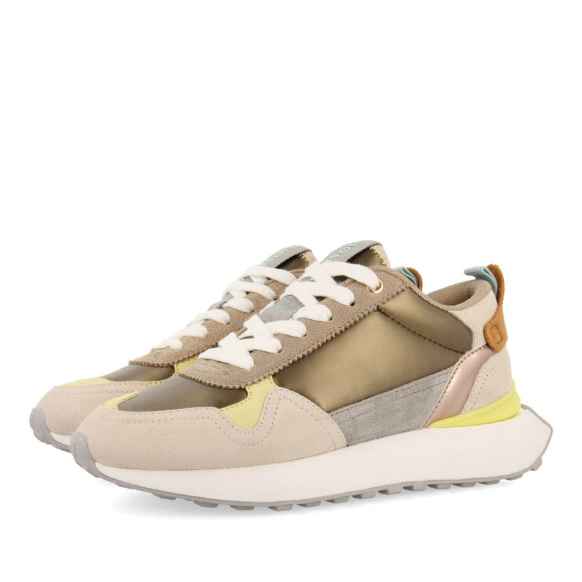 Sneakers retro dorate con dettagli da donna selkirk 