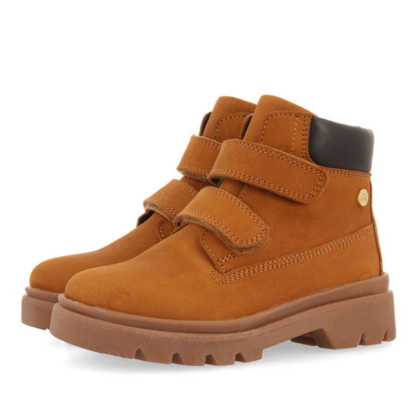 Gablitz children's tan leather ankle boots with adjustable straps