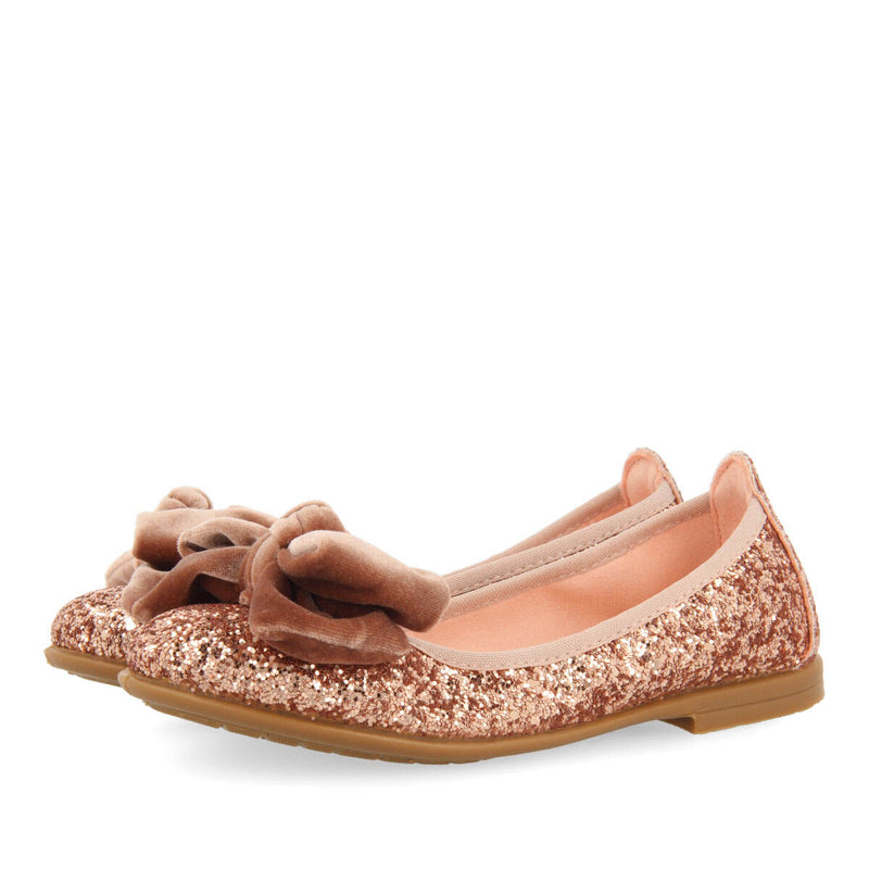 Bostad girls' glittery pink ballet flats with a velvet bow