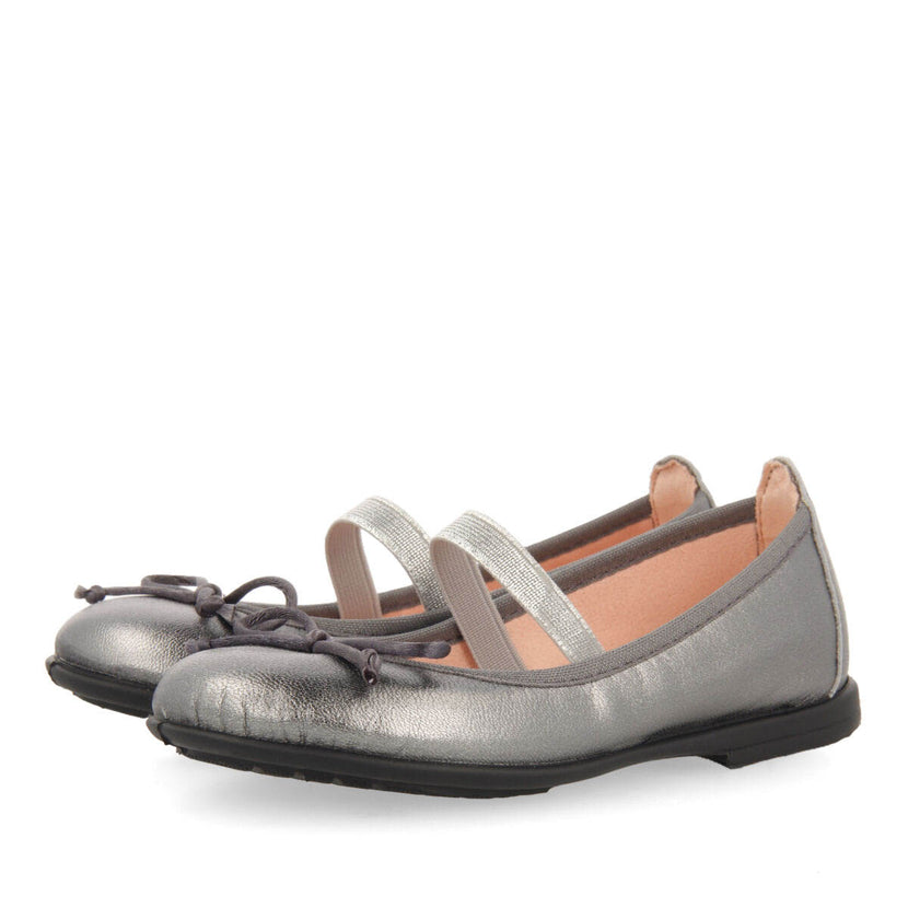 Zeltweg girls' dark silver leather ballet flats