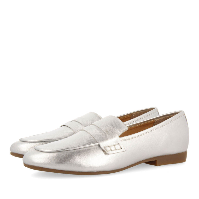 Mocasines plateados de piel para mujer augusta 