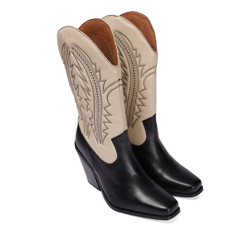 Bota tipo cowboy en piel negro y off-white con detalle de bordado para mujer herlev