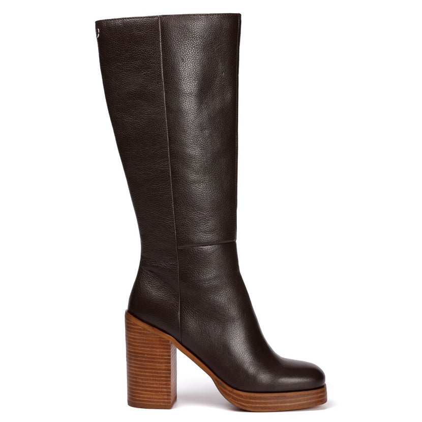 Bota de piel en color moka con plataforma y tacón ancho para mujer unstad