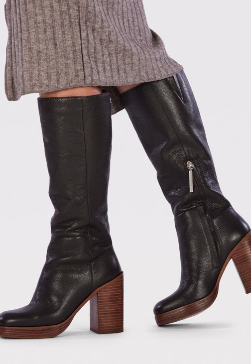Bota de piel en color moka con plataforma y tacón ancho para mujer unstad