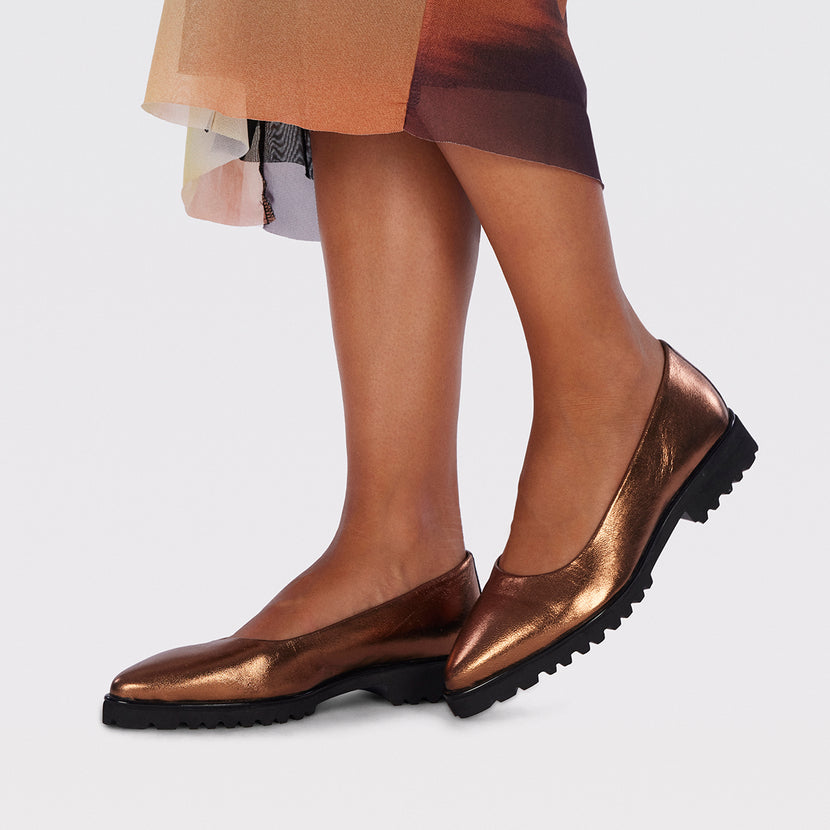 Skrova women's bronze leather ballet flats with track soles