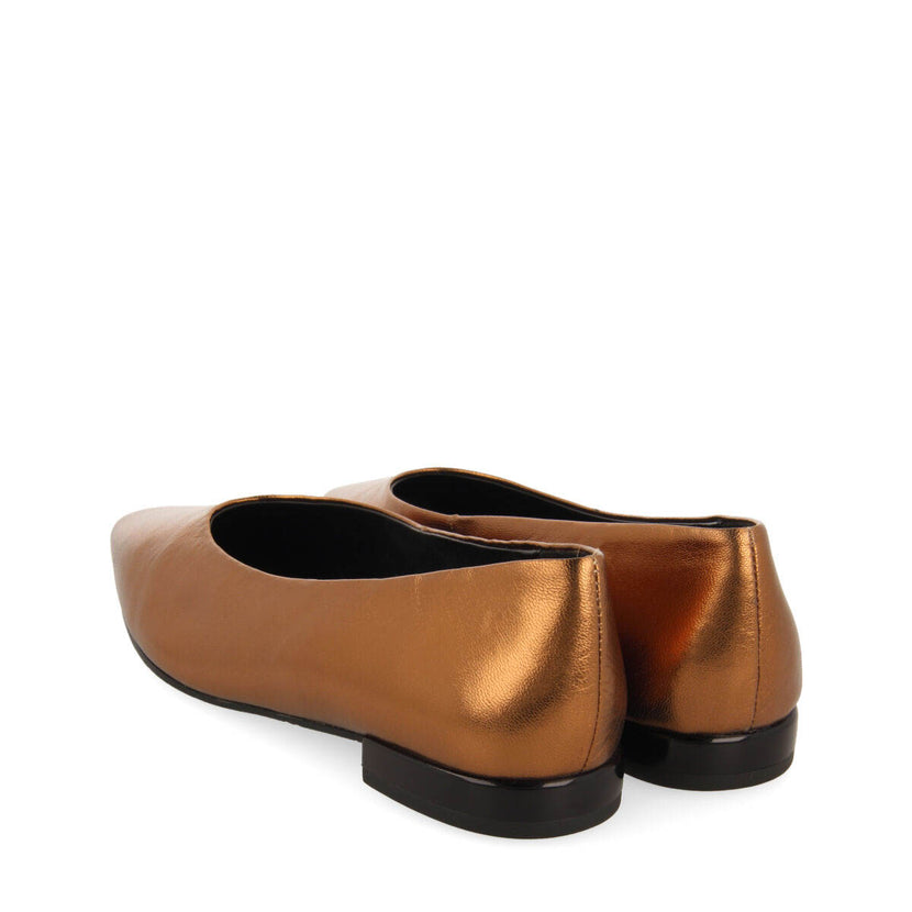 Hamre women's bronze ballet flats with pointed toes