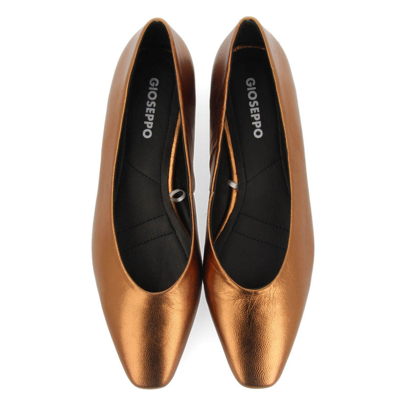 Hamre women's bronze ballet flats with pointed toes