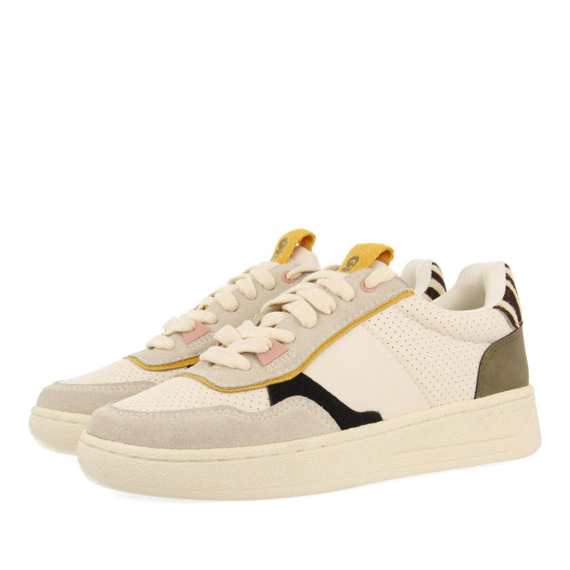 Callander women's white retro sneakers with mixed prints