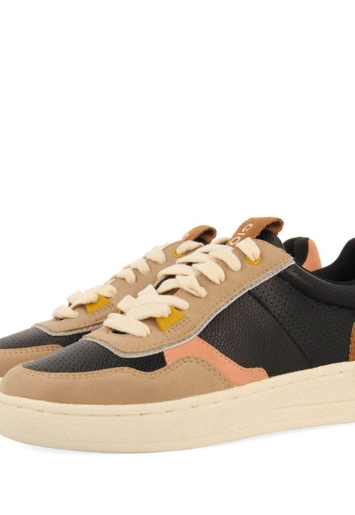 Sneakers negras estilo retro con tonos pastel para mujer beresford 