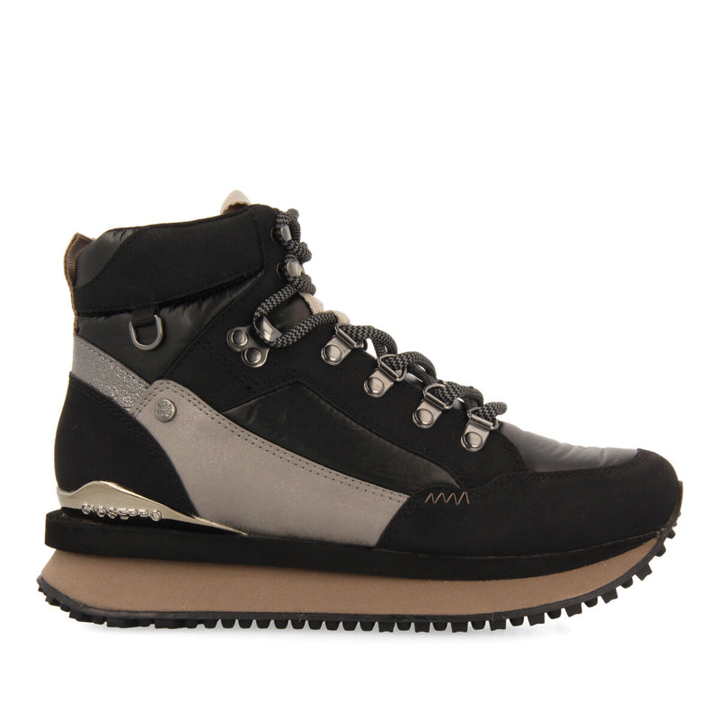 Sneakers negras tipo botín montañero con detalles para mujer ferney