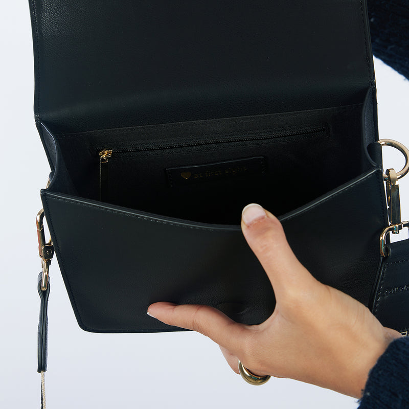 Jaren black crossbody bag with cream details