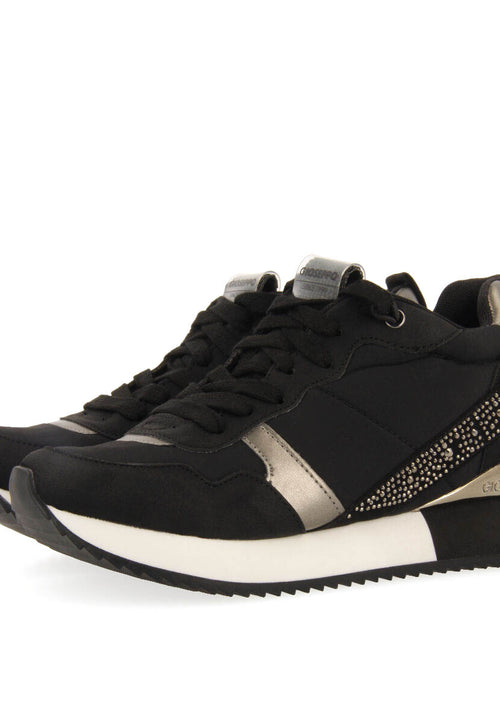 Sneakers negras monocolor con cuña interna y detalle de cristales para mujer allanton 